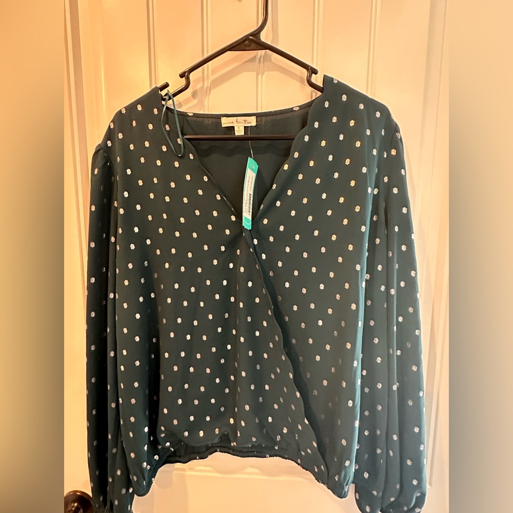 NWT stitch fix Nine Britton blue/teal with silver dots blouse XL